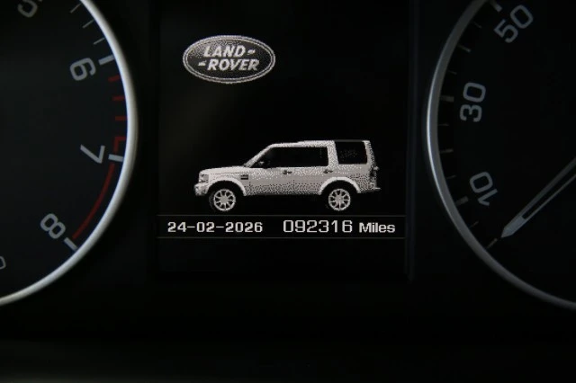 2016 Land Rover Discovery 4th Gen - Image 8 of 21