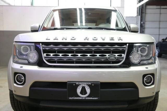 2016 Land Rover Discovery 4th Gen - Image 19 of 21