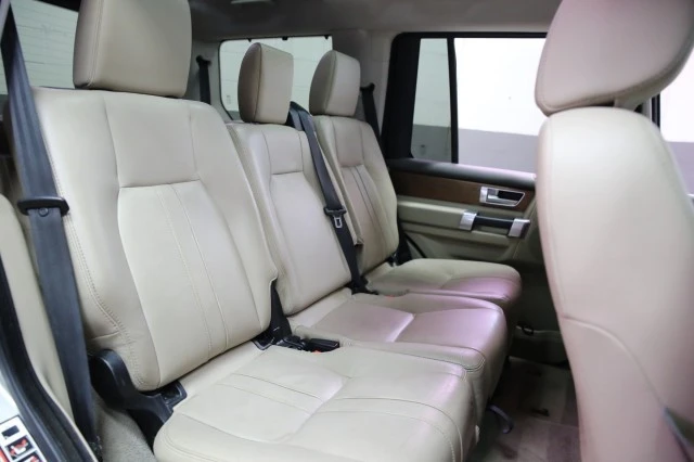 2016 Land Rover Discovery 4th Gen - Image 14 of 21