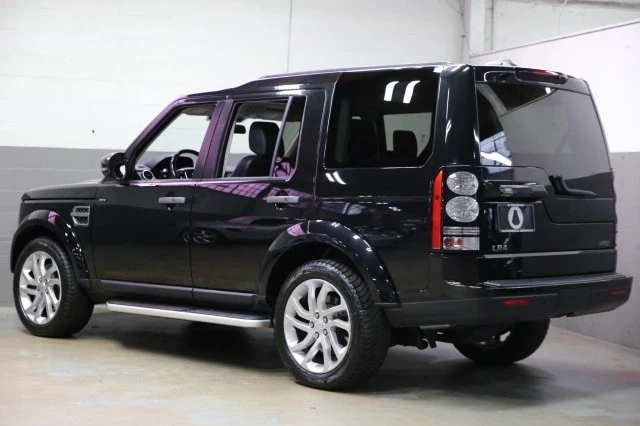 2016 Land Rover Discovery 4th Gen - Image 17 of 21