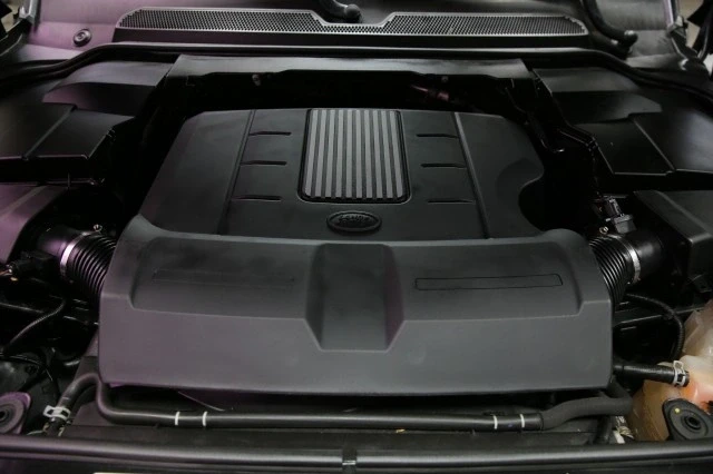 2016 Land Rover Discovery 4th Gen - Image 7 of 21