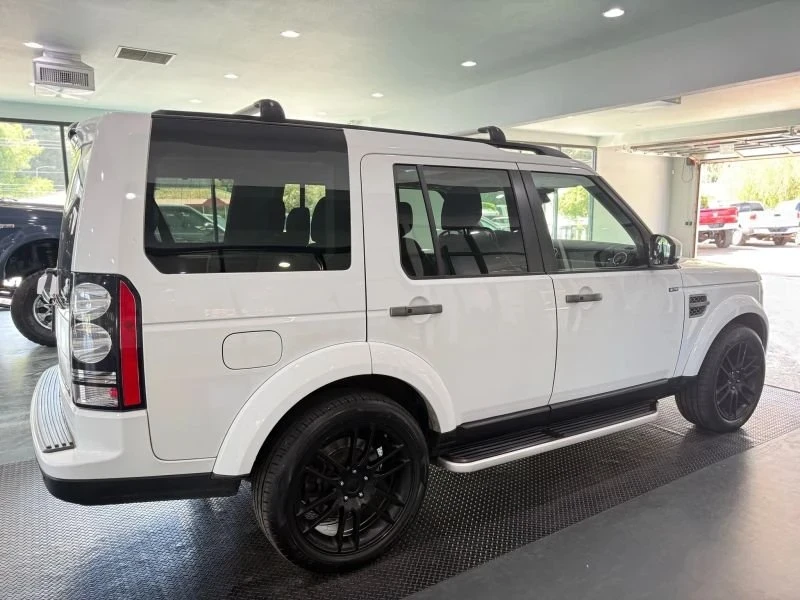 2016 Land Rover Discovery 4th Gen - Image 7 of 20