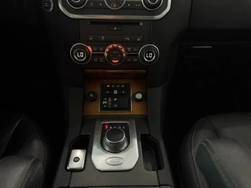 2016 Land Rover Discovery 4th Gen - Image 15 of 20