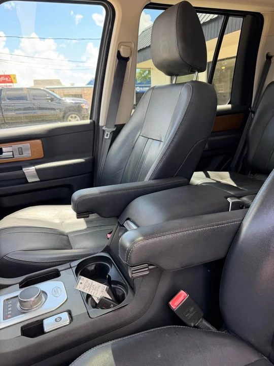 2016 Land Rover Discovery 4th Gen - Image 11 of 17
