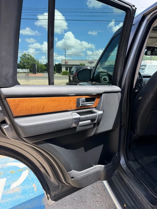 2016 Land Rover Discovery 4th Gen - Image 8 of 17