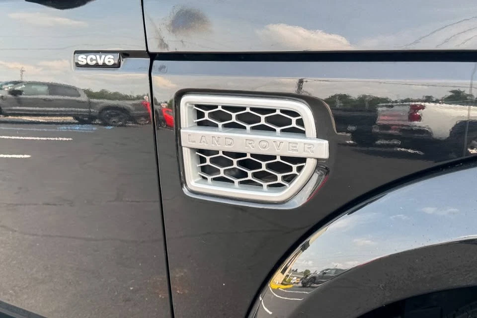2016 Land Rover Discovery 4th Gen - Image 12 of 20