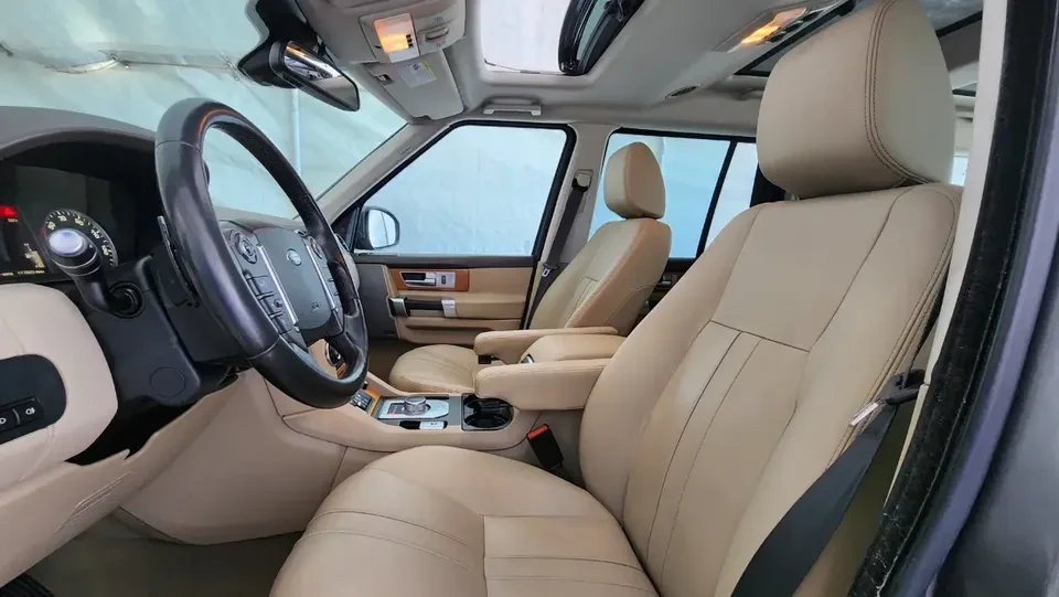 2016 Land Rover Discovery 4th Gen - Image 10 of 20