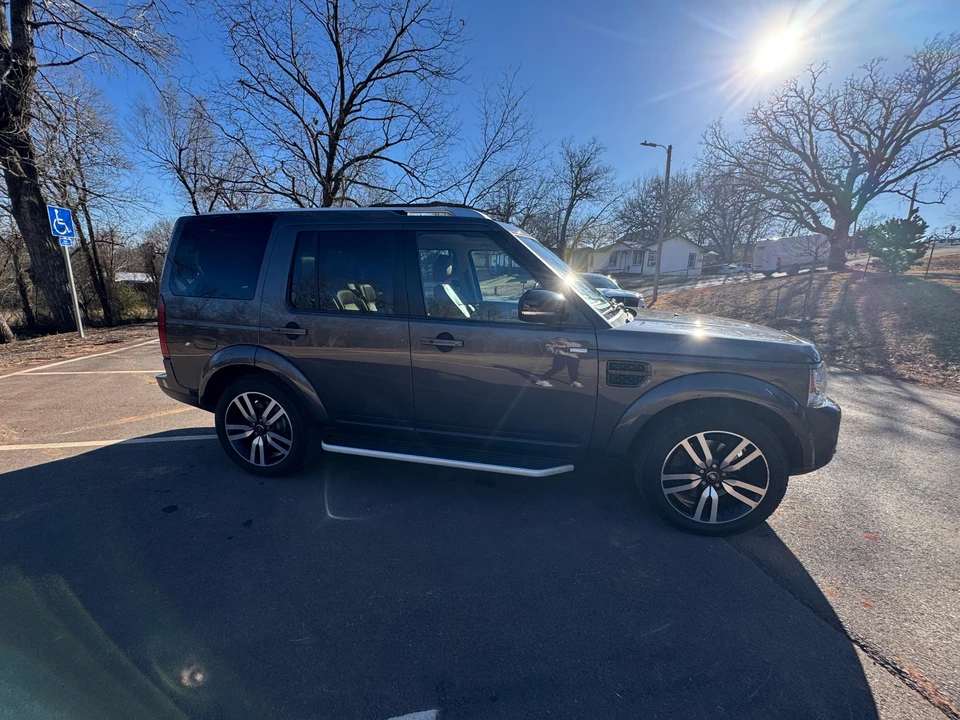 2016 Land Rover Discovery 4th Gen - Image 20 of 31