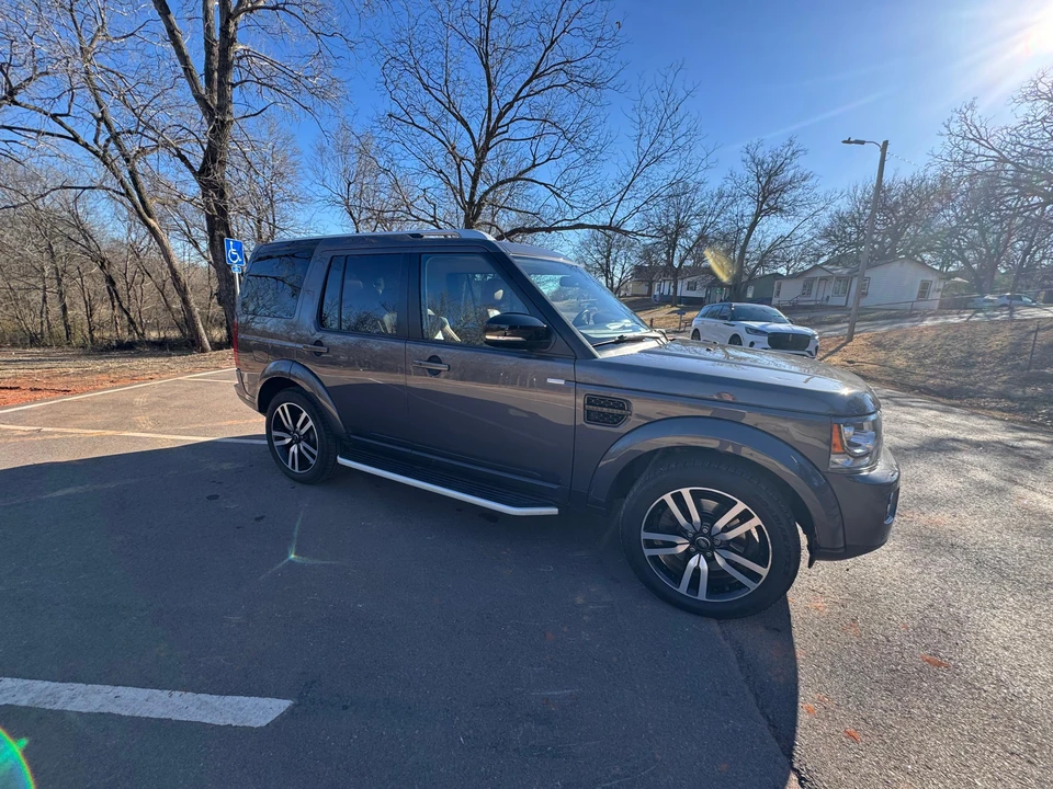 2016 Land Rover Discovery 4th Gen - Image 21 of 31