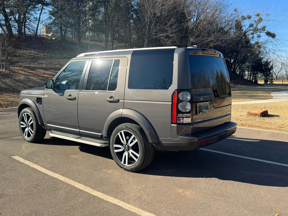 2016 Land Rover Discovery 4th Gen - Image 12 of 31