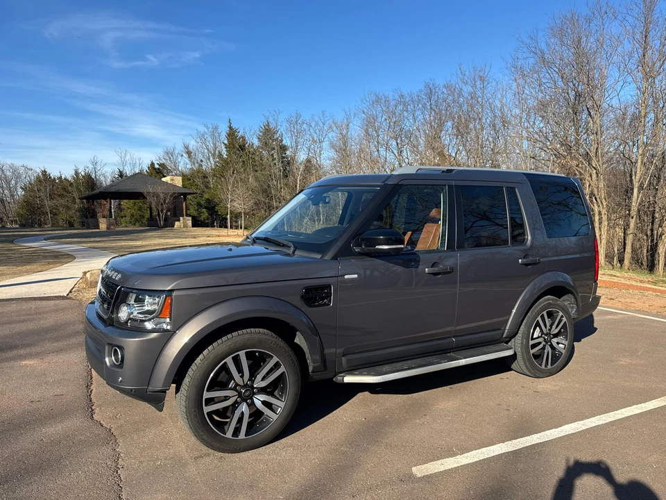 2016 Land Rover Discovery 4th Gen - Image 10 of 31