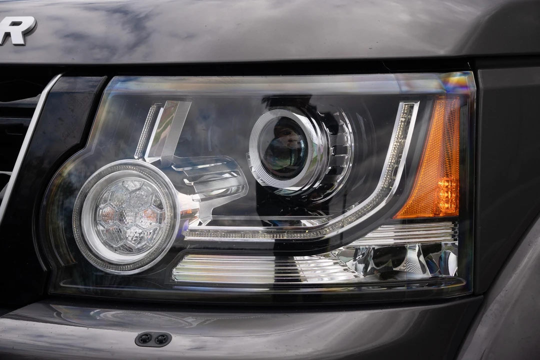 2016 Land Rover Discovery 4th Gen - Image 24 of 31
