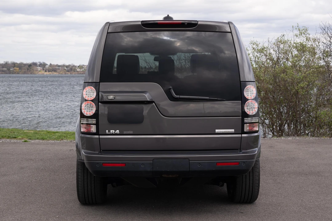 2016 Land Rover Discovery 4th Gen - Image 5 of 31