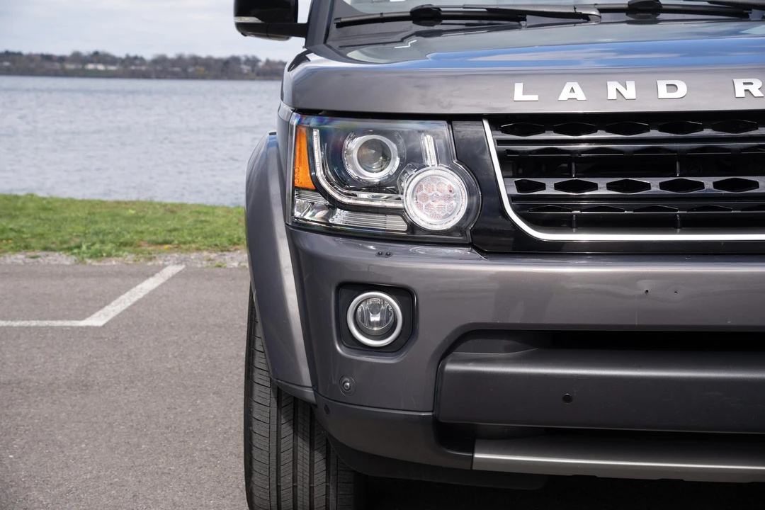 2016 Land Rover Discovery 4th Gen - Image 17 of 31