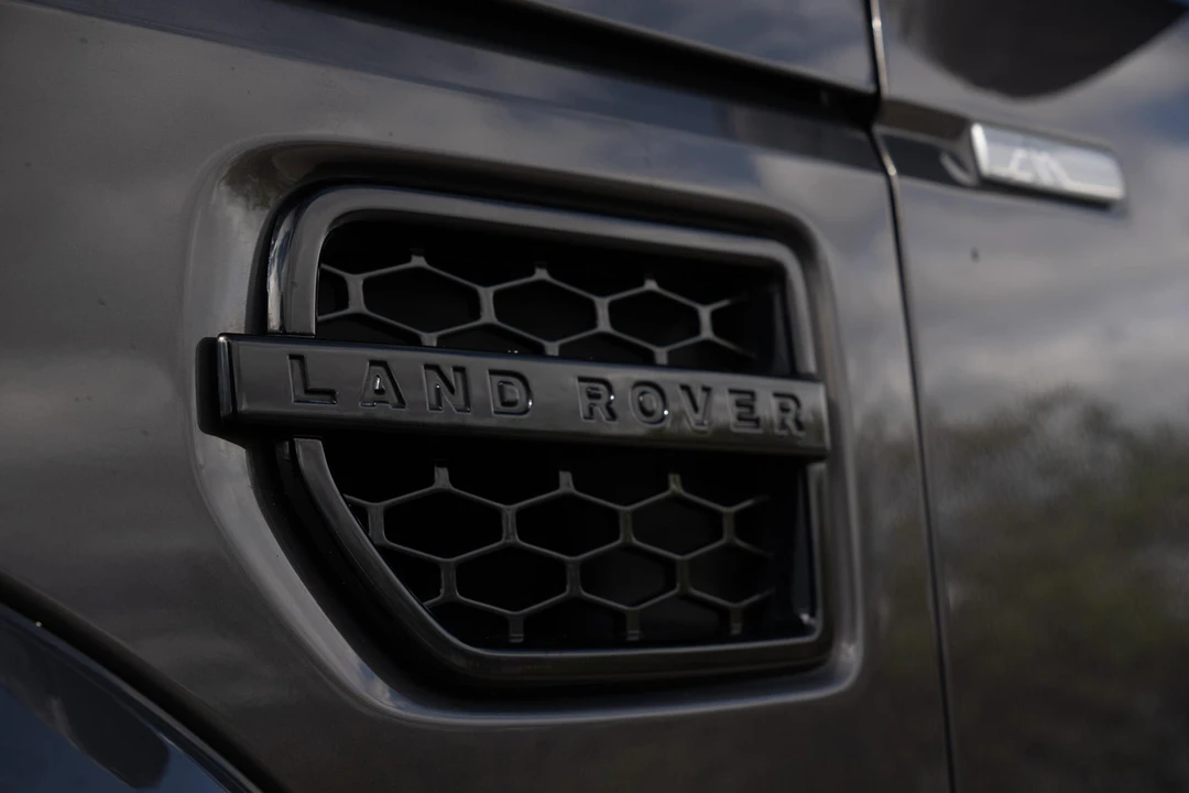 2016 Land Rover Discovery 4th Gen - Image 29 of 31