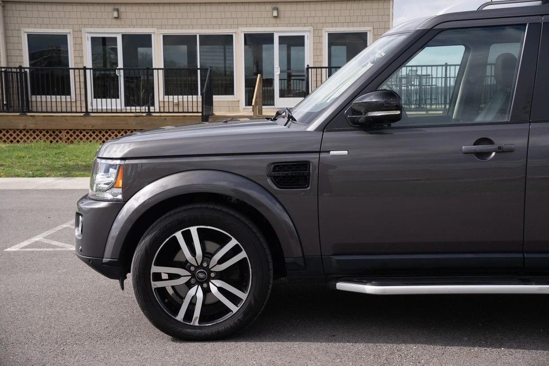 2016 Land Rover Discovery 4th Gen - Image 25 of 31
