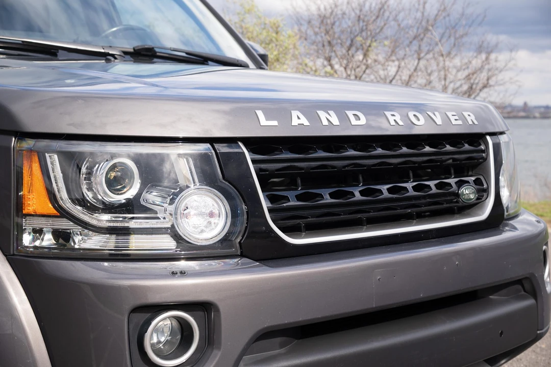 2016 Land Rover Discovery 4th Gen - Image 14 of 31