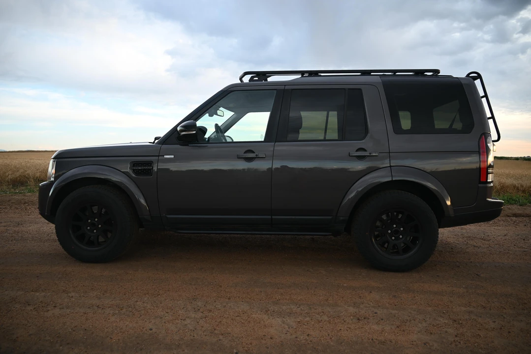 2016 Land Rover Discovery 4th Gen - Image 12 of 31