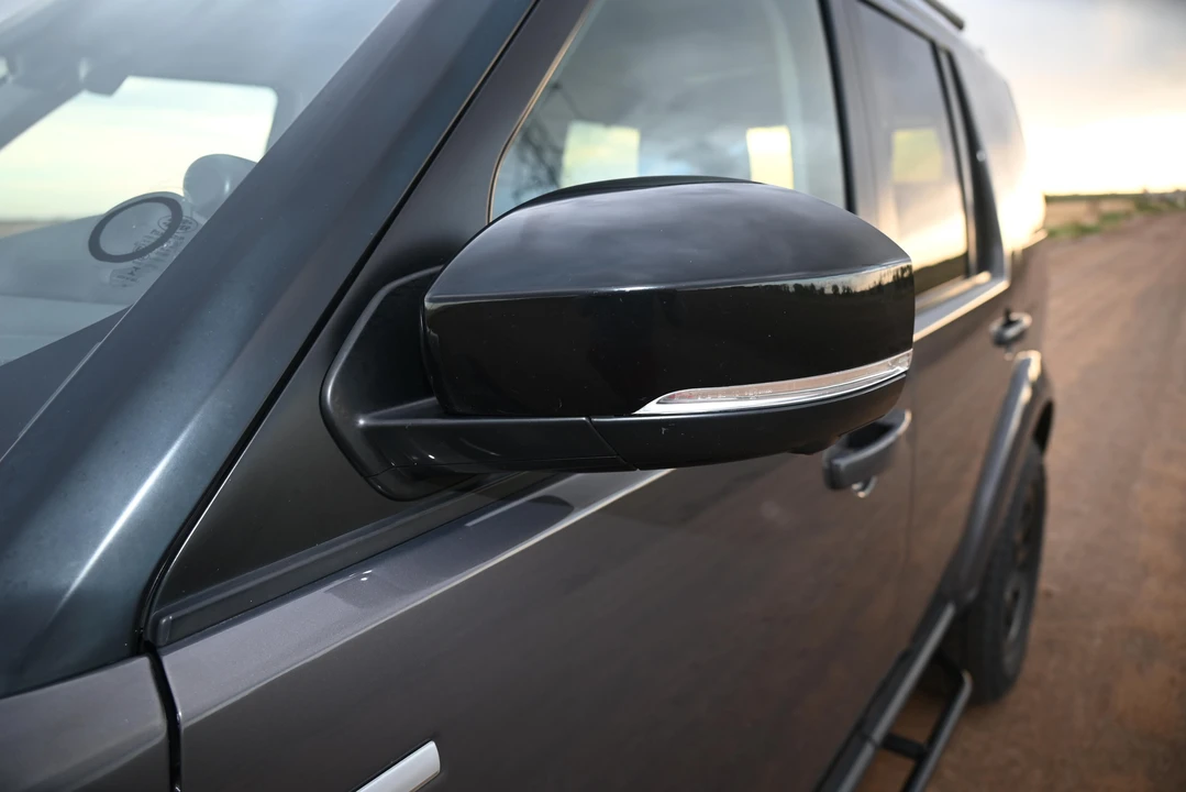 2016 Land Rover Discovery 4th Gen - Image 27 of 31