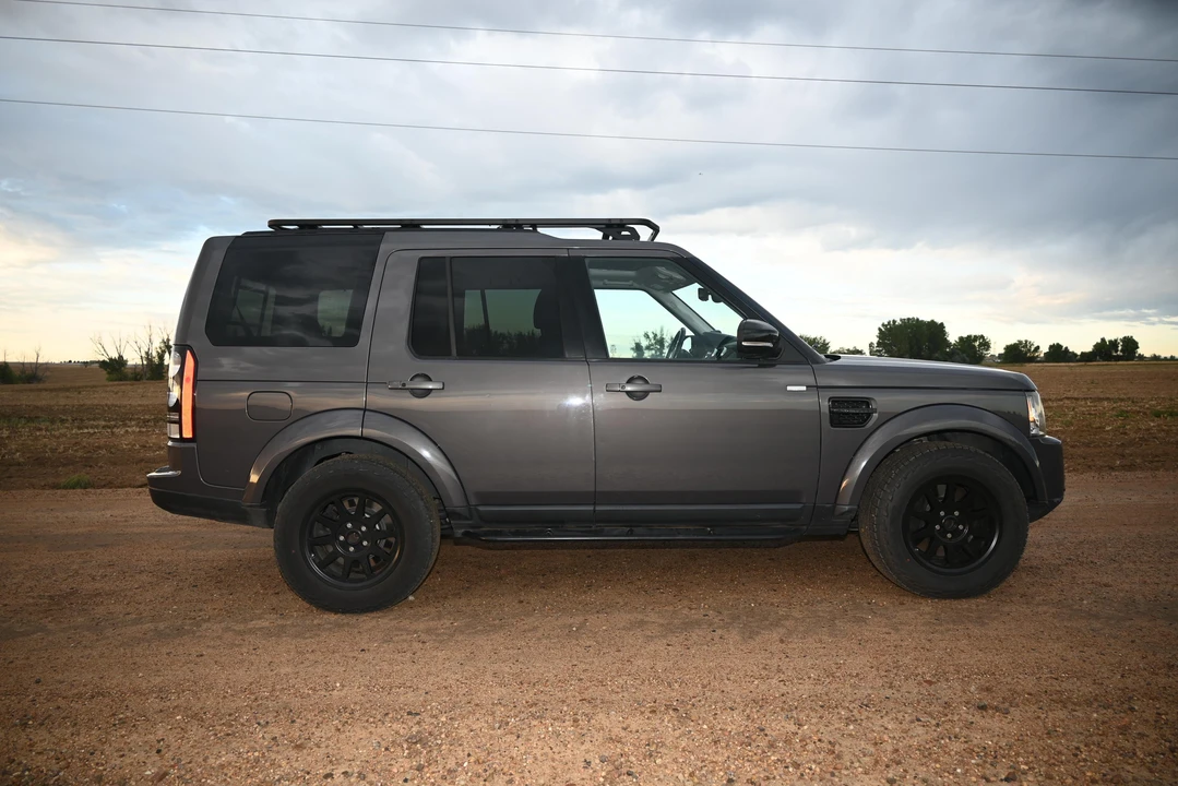 2016 Land Rover Discovery 4th Gen - Image 17 of 31