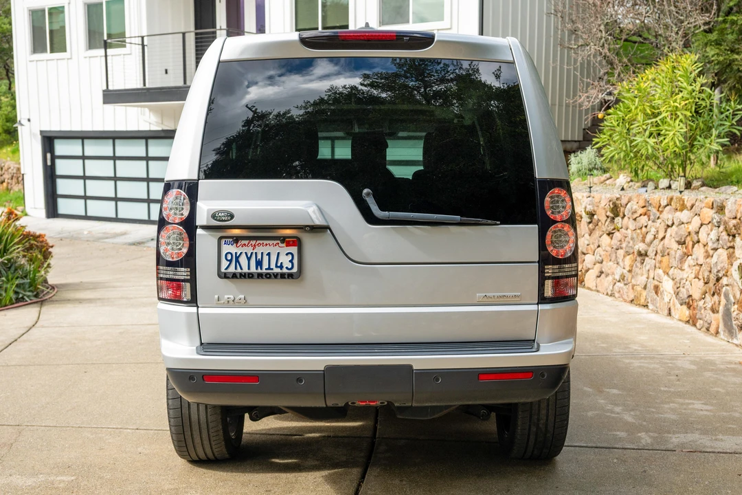 2016 Land Rover Discovery 4th Gen - Image 8 of 31