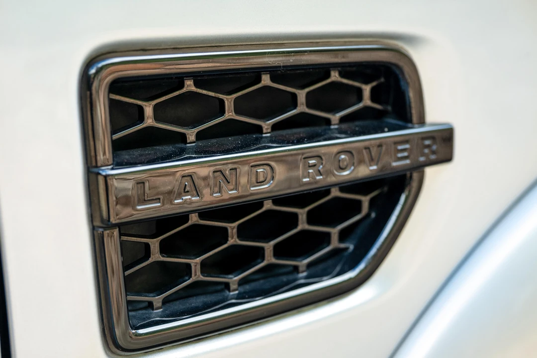 2016 Land Rover Discovery 4th Gen - Image 22 of 31