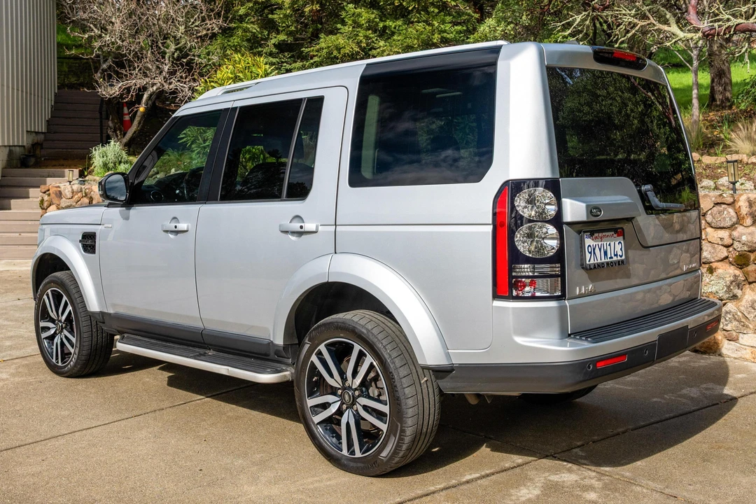 2016 Land Rover Discovery 4th Gen - Image 4 of 31
