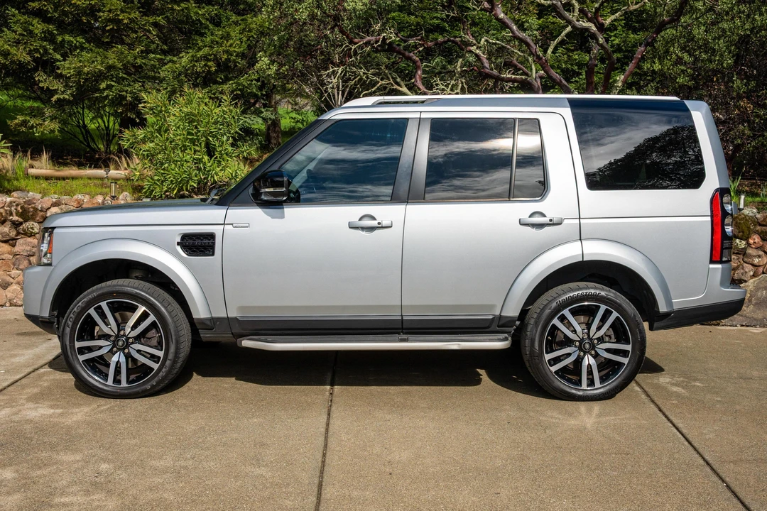 2016 Land Rover Discovery 4th Gen - Image 3 of 31