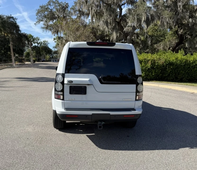 2016 Land Rover Discovery 4th Gen - Image 5 of 21