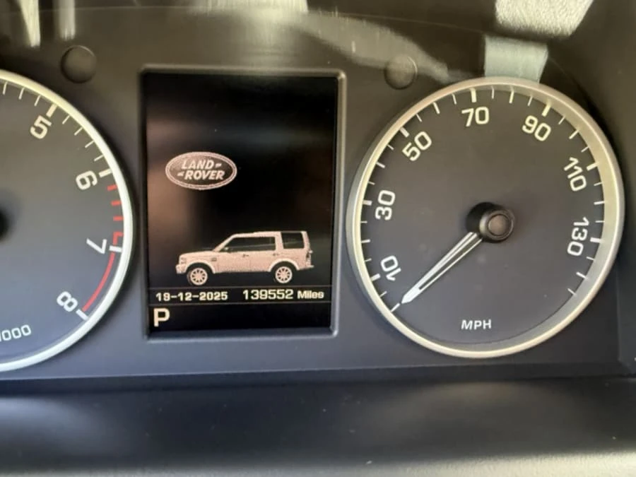 2016 Land Rover Discovery 4th Gen - Image 10 of 21