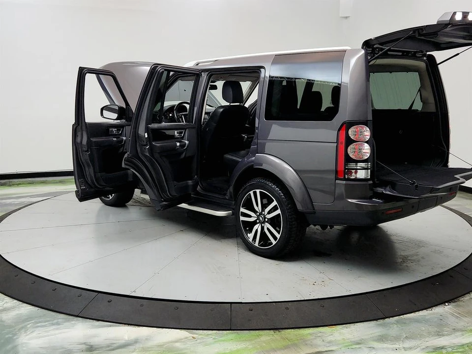 2016 Land Rover Discovery 4th Gen - Image 12 of 21