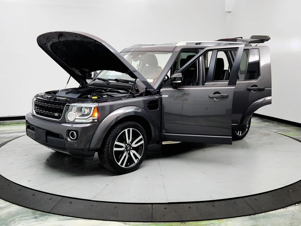 2016 Land Rover Discovery 4th Gen - Image 9 of 21