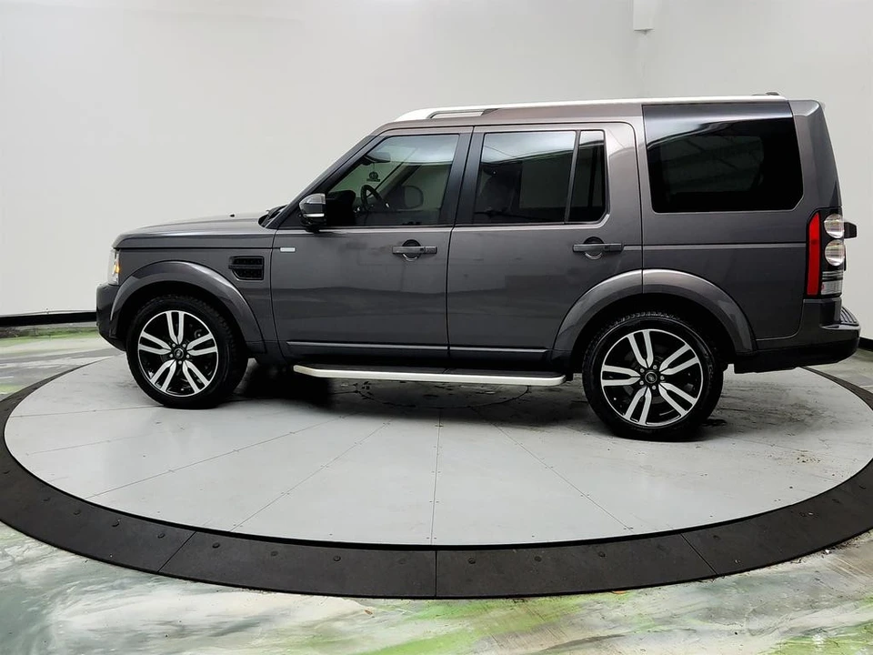 2016 Land Rover Discovery 4th Gen - Image 8 of 12