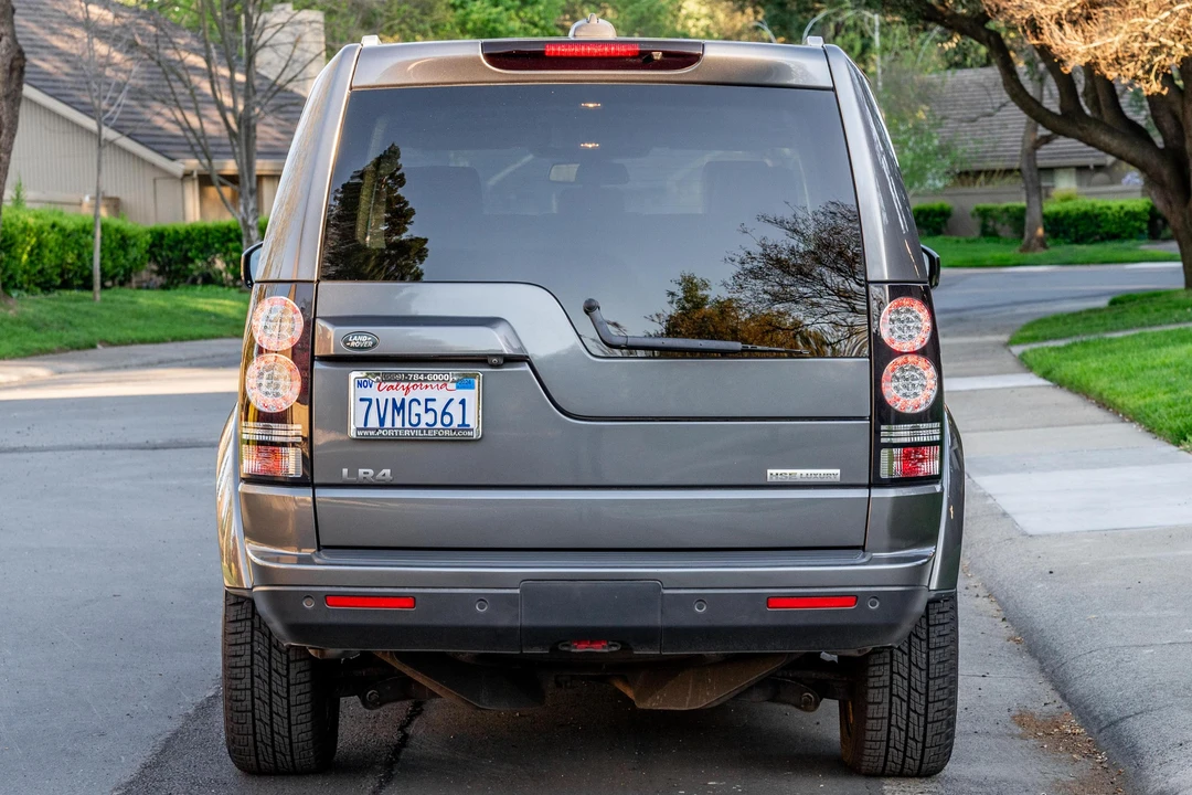 2016 Land Rover Discovery 4th Gen - Image 5 of 31