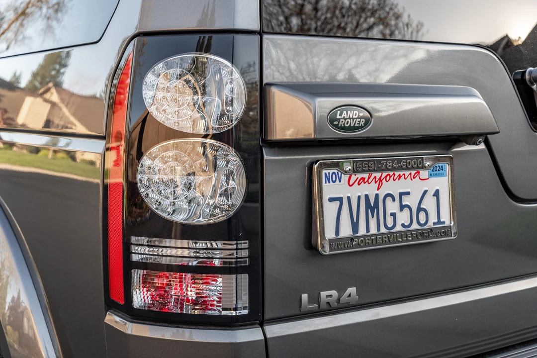 2016 Land Rover Discovery 4th Gen - Image 16 of 31