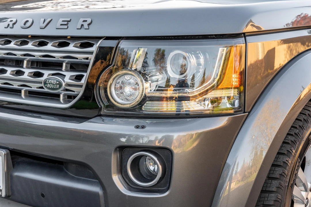 2016 Land Rover Discovery 4th Gen - Image 11 of 31