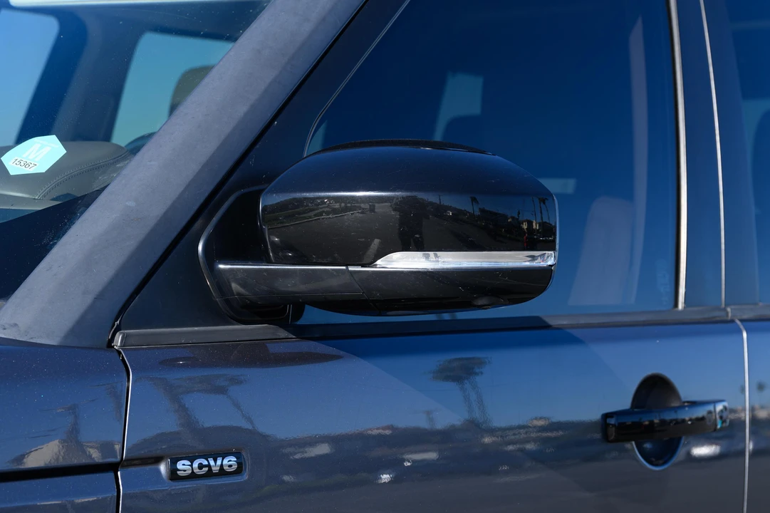 2016 Land Rover Discovery 4th Gen - Image 14 of 31