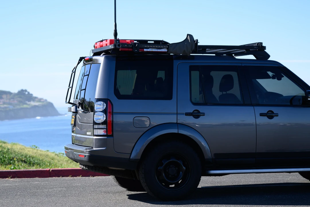 2016 Land Rover Discovery 4th Gen - Image 18 of 31