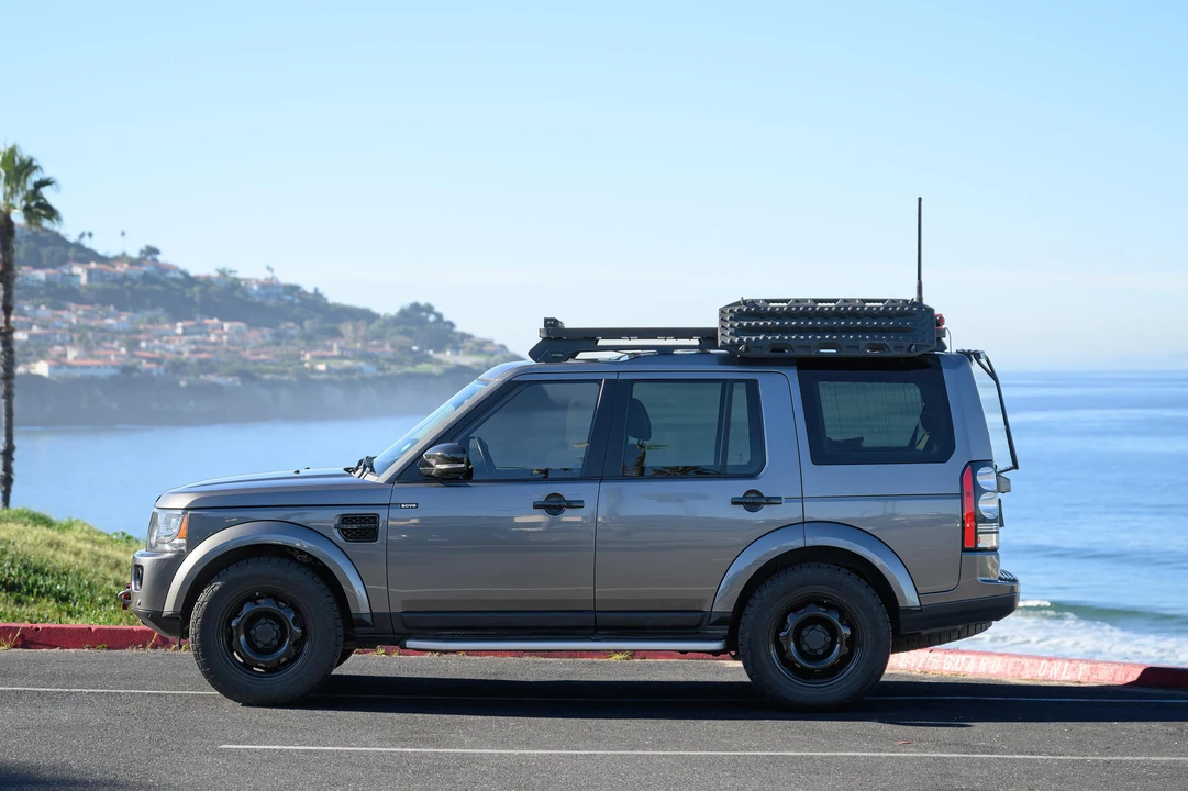 2016 Land Rover Discovery 4th Gen - Image 8 of 31