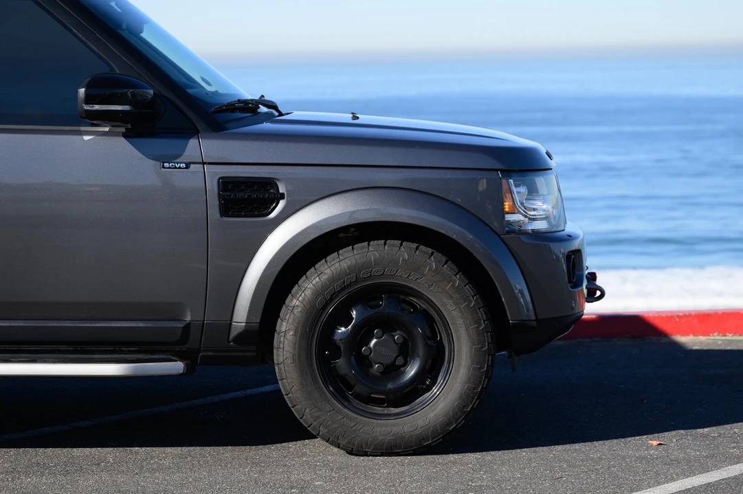 2016 Land Rover Discovery 4th Gen - Image 27 of 31