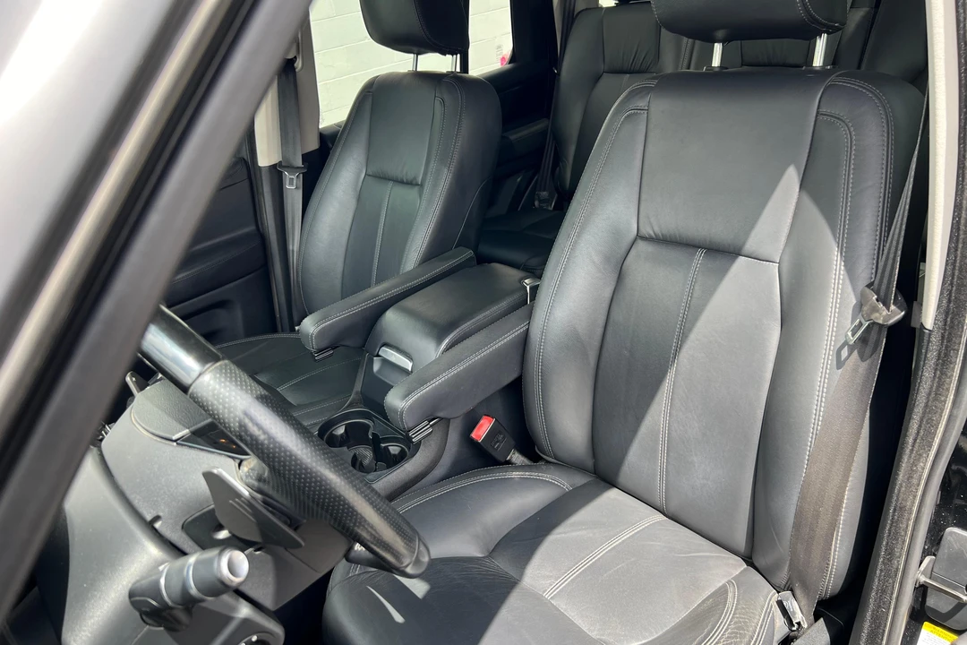 2016 Land Rover Discovery 4th Gen - Image 21 of 31