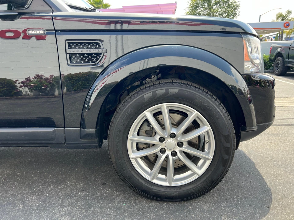 2016 Land Rover Discovery 4th Gen - Image 19 of 31