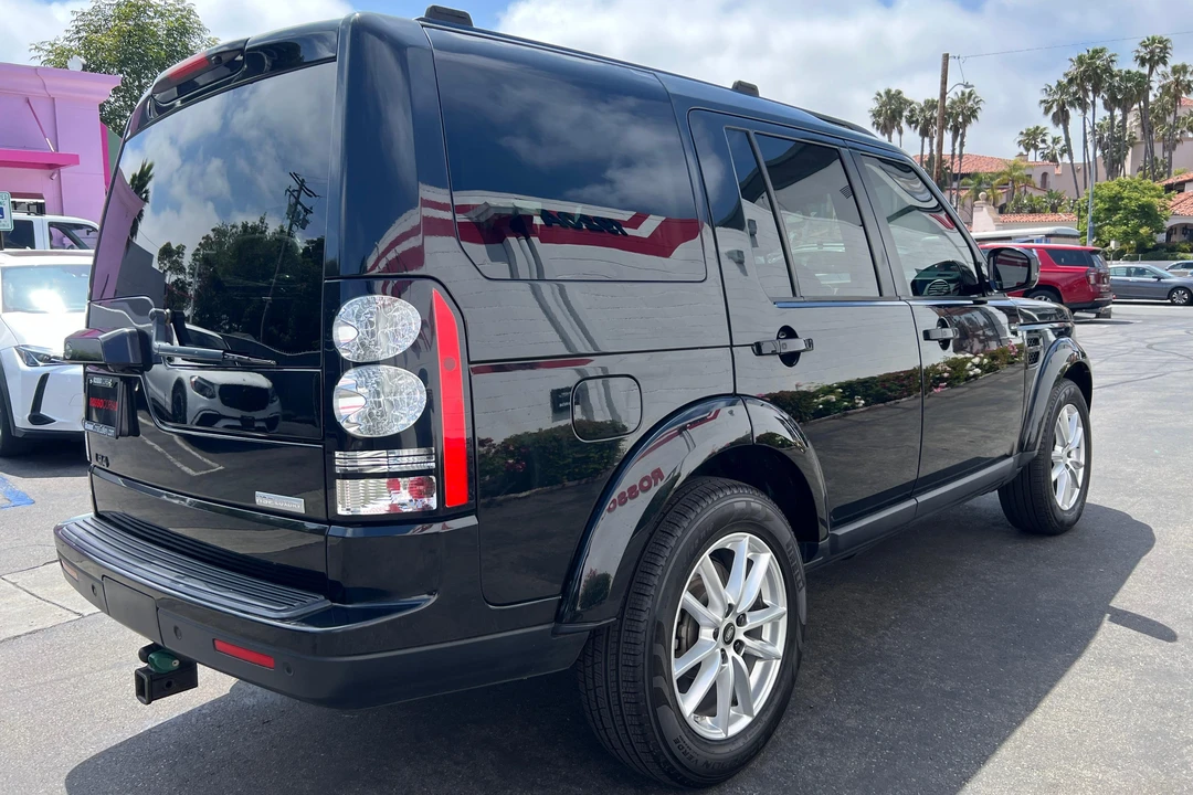 2016 Land Rover Discovery 4th Gen - Image 4 of 31