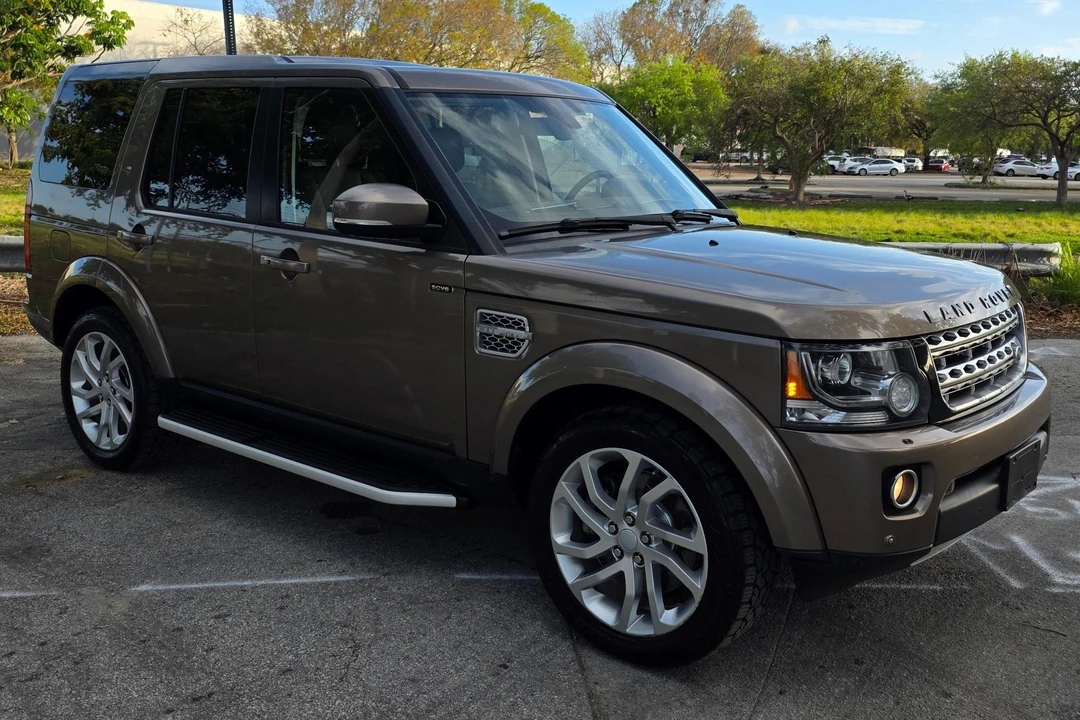 2016 Land Rover Discovery 4th Gen - Image 12 of 31