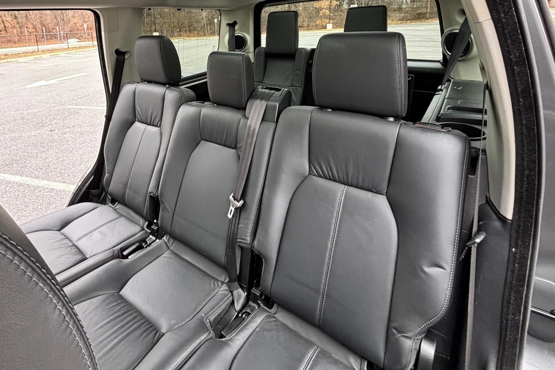 2016 Land Rover Discovery 4th Gen - Image 31 of 31