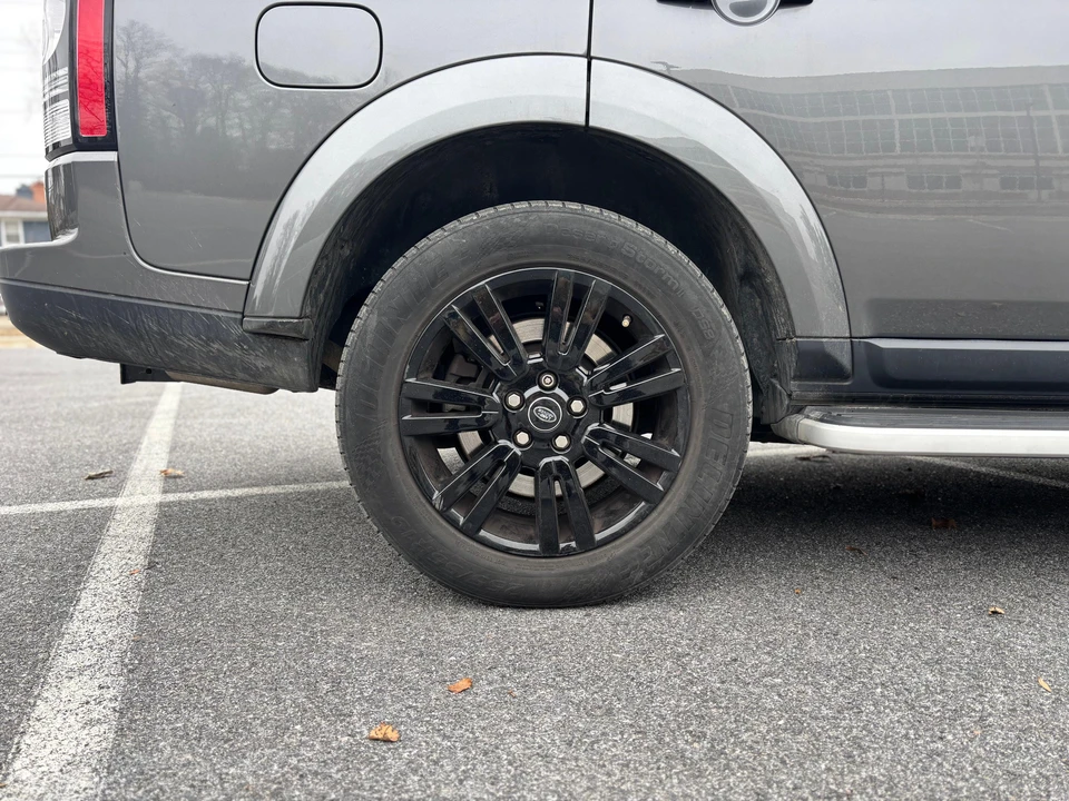 2016 Land Rover Discovery 4th Gen - Image 27 of 31