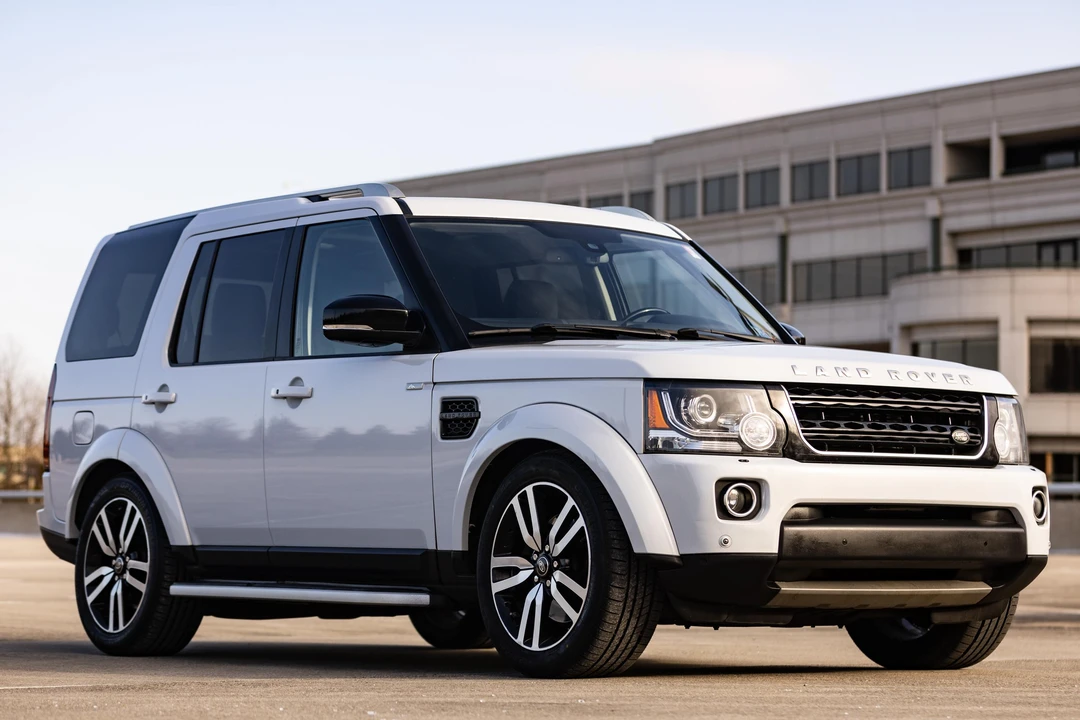2016 Land Rover Discovery 4th Gen - Image 23 of 31