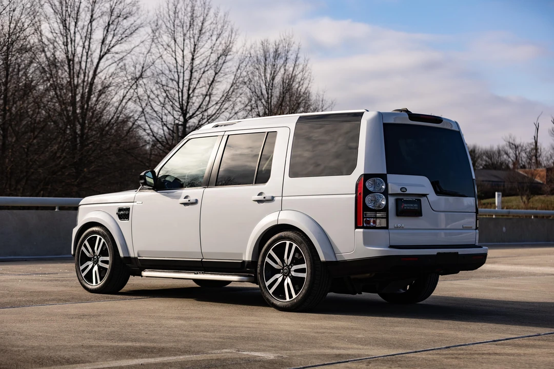 2016 Land Rover Discovery 4th Gen - Image 15 of 31