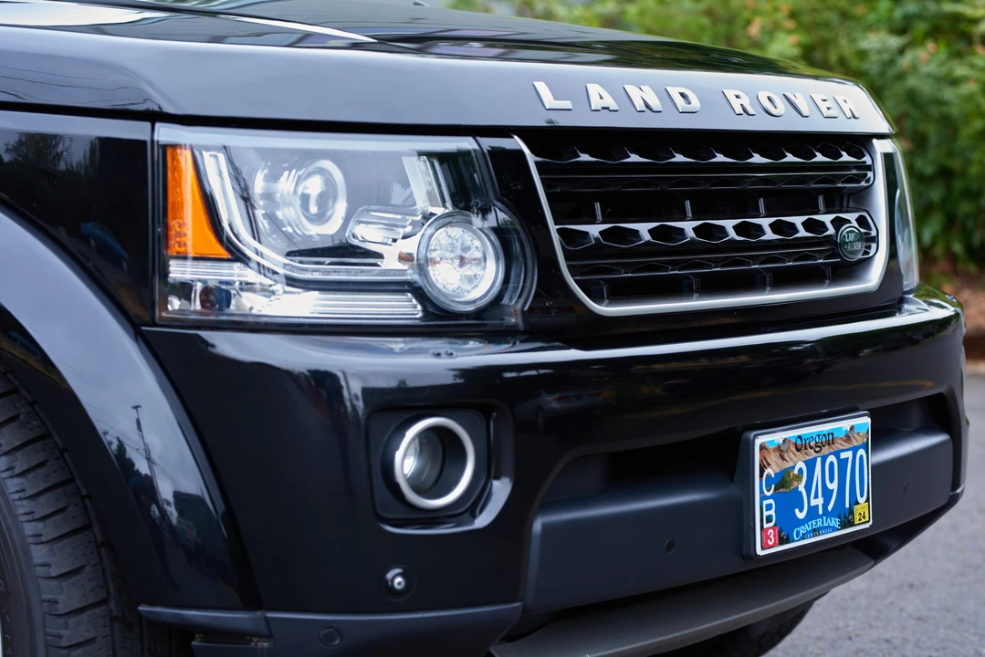 2016 Land Rover Discovery 4th Gen - Image 14 of 31