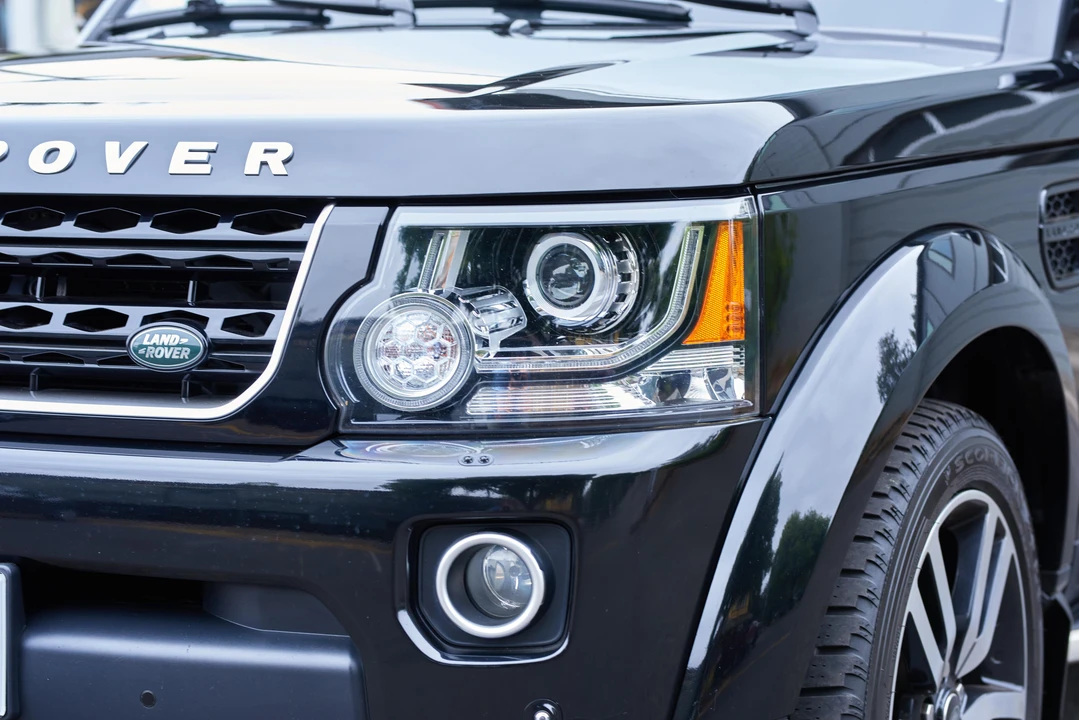 2016 Land Rover Discovery 4th Gen - Image 16 of 31